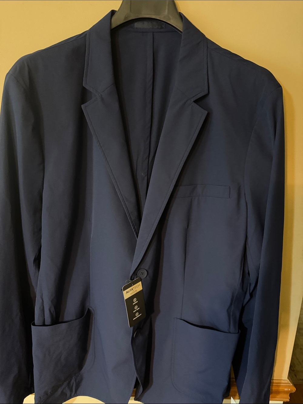 Men's Navy Single-Breasted Sport Coat - Lightweight Tailored Blazer